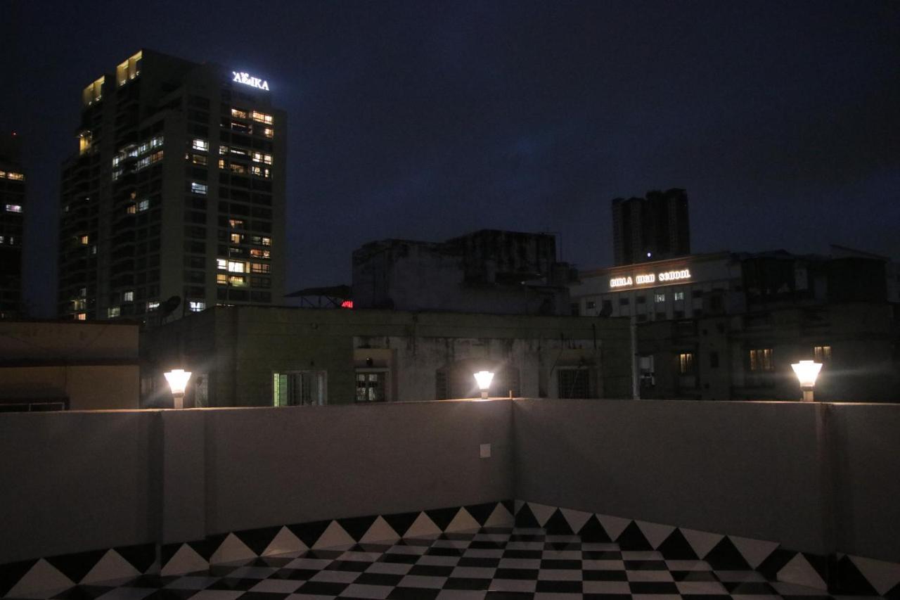 La Cresta Inn Calcutta Exteriör bild